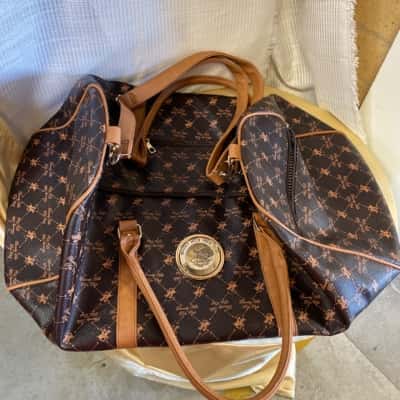 Beverly Hills Polo Club Unisex Duffle Bag Brown / Pattern 