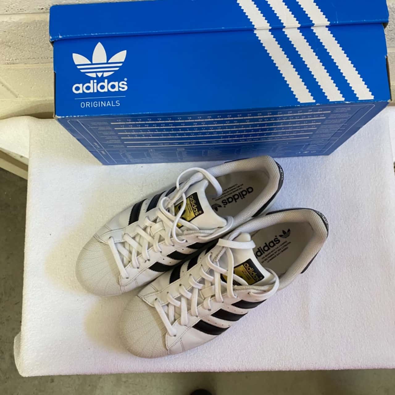 adidas gazelle silver green womens 10282 Adidas Originals Superstar (Pre-Owned)