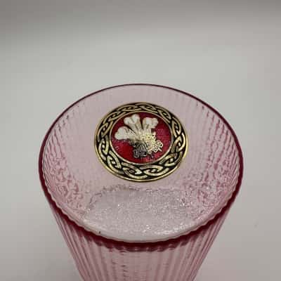 Prince of Wales - Three Feathers - Ich Dein Enamel Brooch