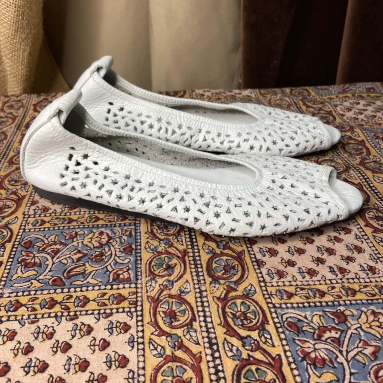 Arche Womens Slip on flats Size 37 White (s)