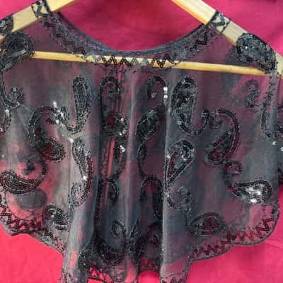 Womens Black   Hook front shrug