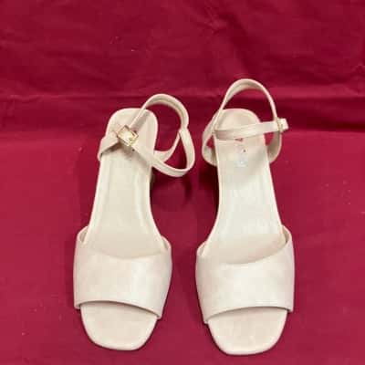 I Love Billy Wordsworth Women's  Size 39 Rose Smooth