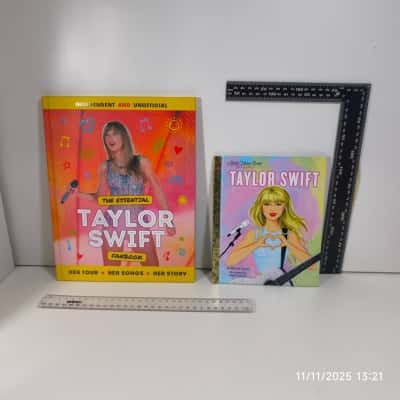 Taylor Swift Book Duo 