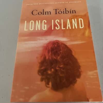 Cólm Tóibín - Long Island