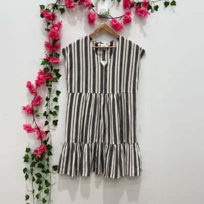 Seed Womens  Size 10 Casual Dress / Sleeveless Dress  Beige / Black  / Grey / Multicoloured / Striped / White 
