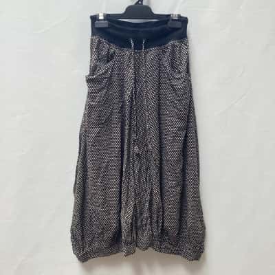 Boom Shankar Womens  Size 8 Black  / Polka Dot puff leg pants cropped 