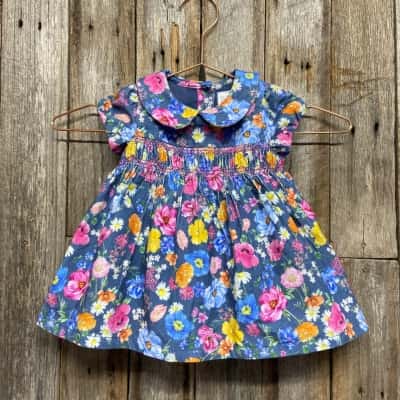 Ollies Place Kids  Size 00 winter floral print dress 