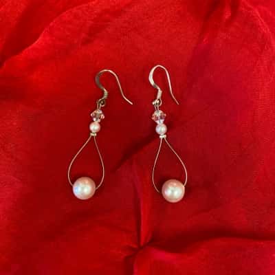 Woman's Lea's Beads Earrings Pearl / Silver 