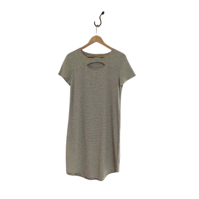 Blue Illusion Women's Size M Short Sleeve Dress  Grey / White 