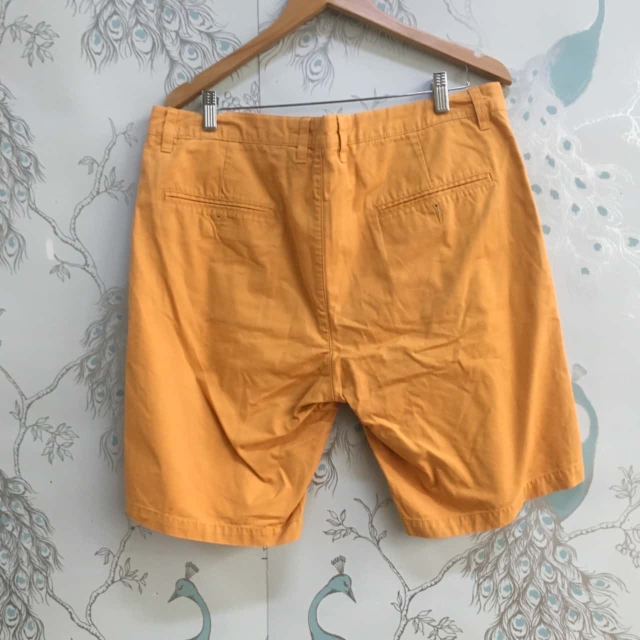 H \u0026 M Men's Size 36 Tangerine Shorts