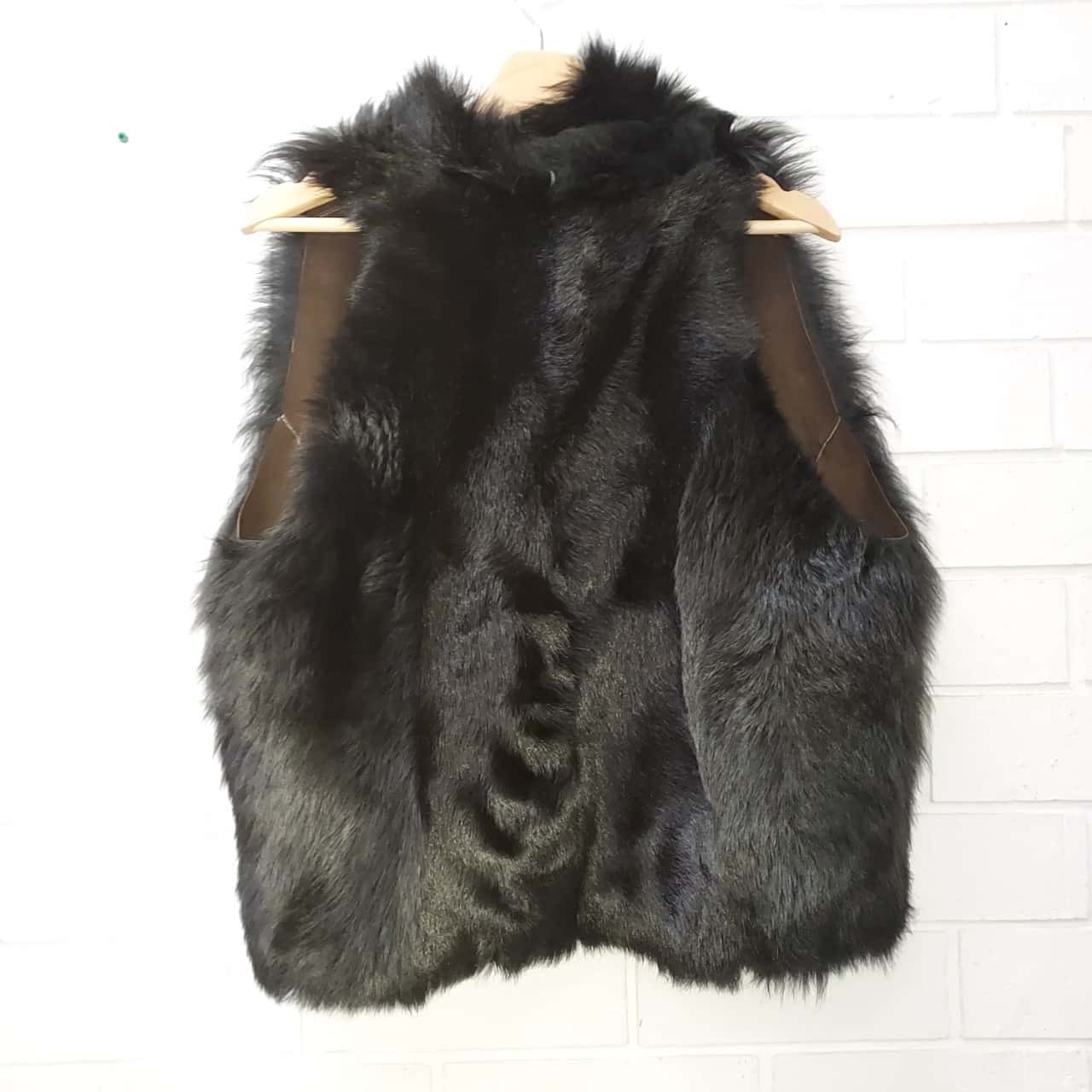BACK RIBBON FUR VEST Sサイズ BACK RIBBON FUR VEST Sサイズ（ファーベスト[on130