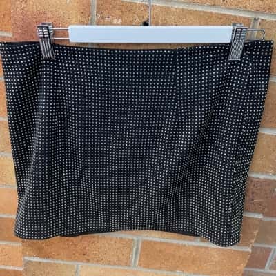 White Fox Womens  Size M Dance for you mini Skirt 