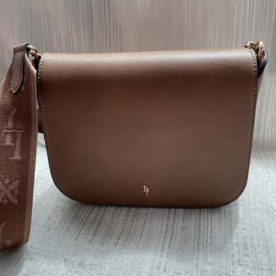Laura Jones Womens Handbag Brown with decorative strap