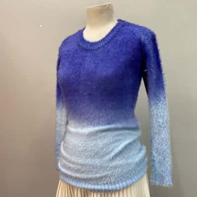 Universal Womens  Size S-M Fuzzy Jumper Blue 