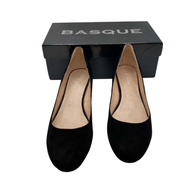 BNIB Basque Womens  Size 40 Black Suede RRP $$99.95 