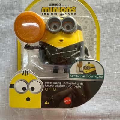 Mattel Minions: The Rise of Gru Stone Tossing Otto action figure.  The figure is from the movie Minions: The Rise of Gru.(B22)