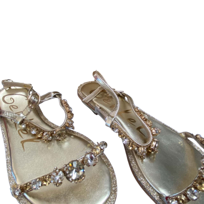  Genkek  Size 35 Flats Gold 