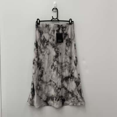 NEW - Decjuba Marilyn Midi Skirt In Grey Tie - Size M 