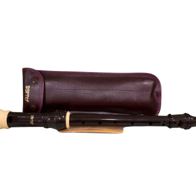 Aulos 209 “Robin” Recorder