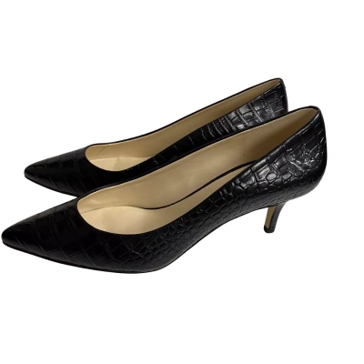 Nine West Womens  Size 8 Heels Black 