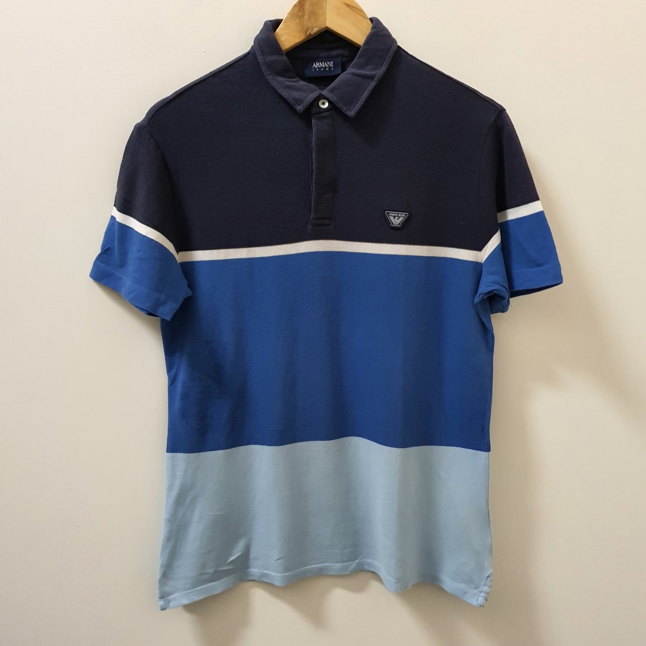 ARMANI JEANS polo shirt, mix of models [434101] | Men's clothing Wholesale  Import | merkandi.com - Merkandi B2B