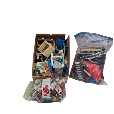 ASSORTED LEGO 4KG