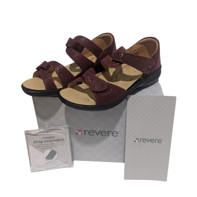 Revere Geneva Shoe Womens  Size 8 Sandals Maroon 