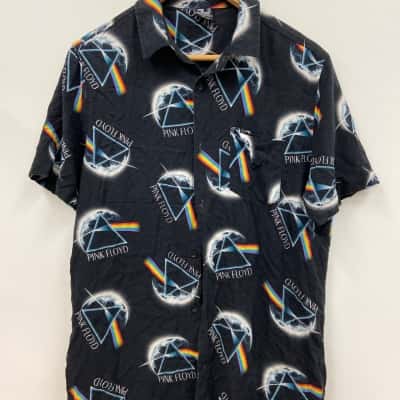 Pink Floyd Dark side of the moon  Size L Short Sleeve Shirt 