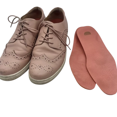 Bared  Womens  Size 39 Sneakers Pink  