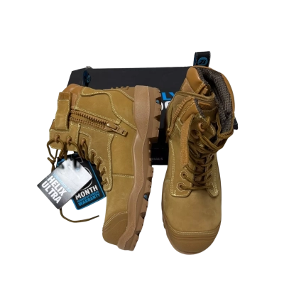 Bata industries Helic Ultra Size 42 Boots Beige 