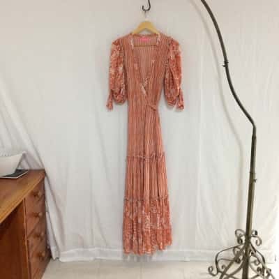 Feather & FindWomen's Size XS Floral Dress Orange / White 