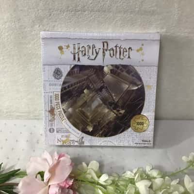 Harry Potter "The Moving Stairs" 1000 Piece Puzzle (new)