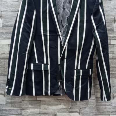  Twisted tailor Women's  Size 36r Other / Striped / White suit bnwt