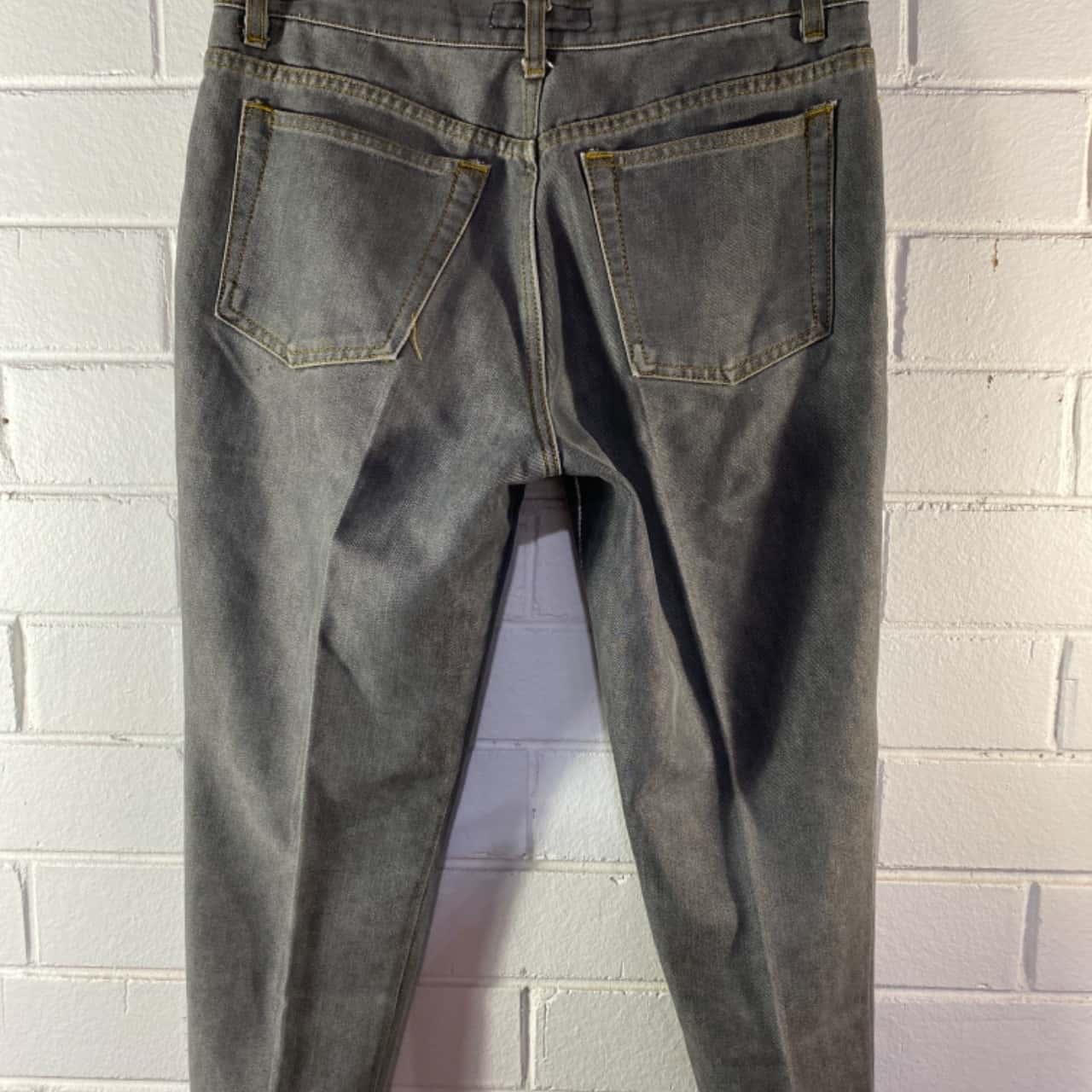 Guess Womens Size S Denim Capris Grey 