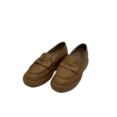 RODO Womens  Size 38 Loafers Beige 