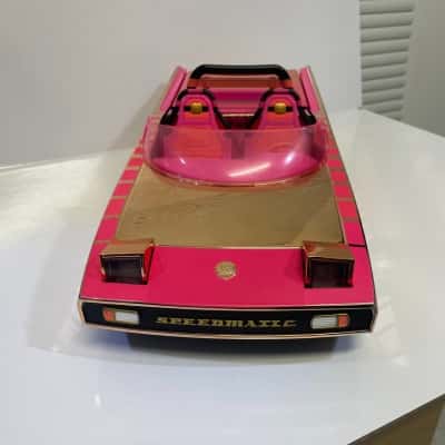 LOL Surprise Car Pool Coupe Dance Floor Speedmatic Light Up Toy Car 