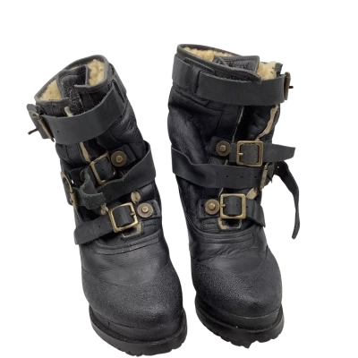 Funky Sportsgirl Womens  Size 7 Steampunk Heels Black Fleece Lined Buckle Up