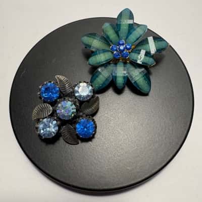 Set of 2 Blue Tone Starburst Costume Jewellery Brooches 