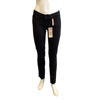 BNWT Levis Women's Size 27 Demi Curve Skinny Jeans Black  