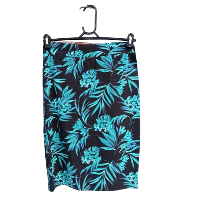 Bird by Design Womens  Size 10 Floral Skirt Green/Black 