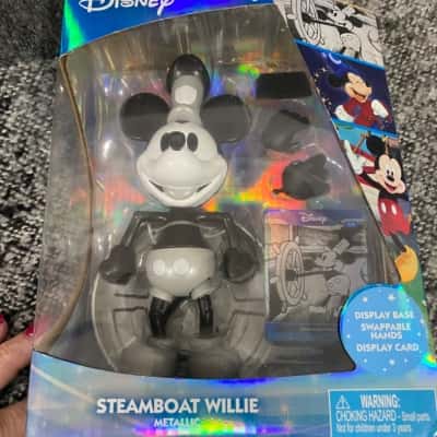 Disney steamboat willie 