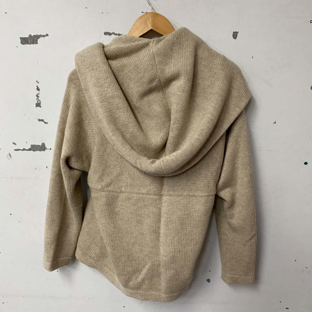 ELK Womens Size M / S Cardigans Beige (s)