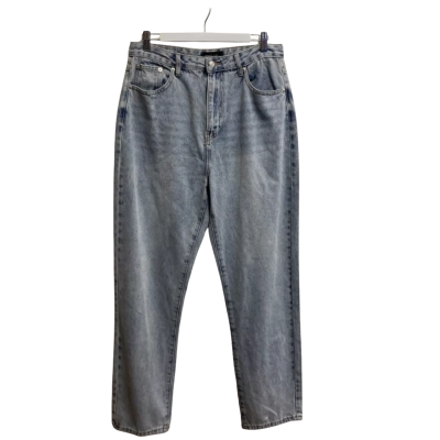 White Fox Womens  Size XL Straight Leg Jeans/ Washed Blue 