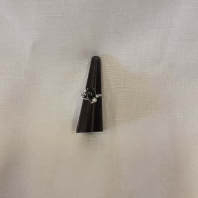  Womens Ring Silver Tone Featuring A Dark Colour Cabochon Stone 16.5 mm