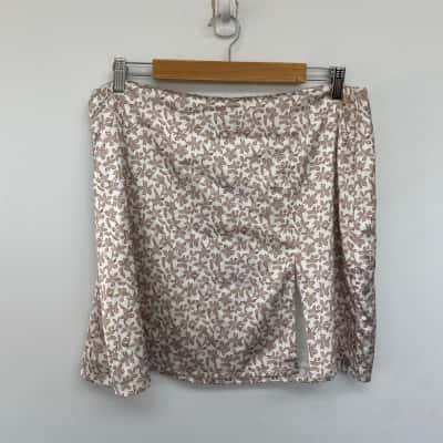 Perfect Stranger White Floral Its Complicated High Rise Mini Skirt  Size 16 