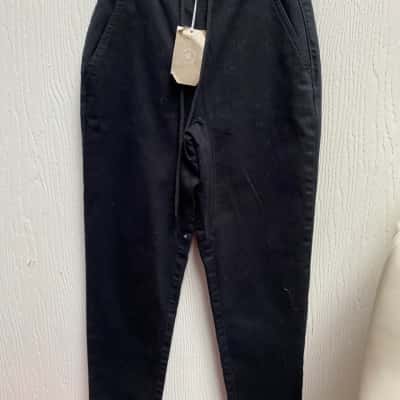 Womens  Size 6 Black pants