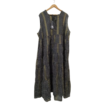 Taking Shape Womens  Size 22 Sleeveless Maxi Dress Black / White 
