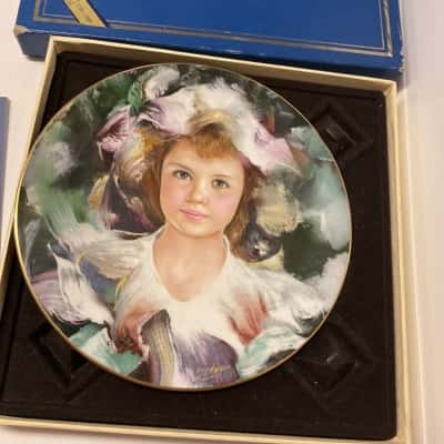 Royal Doulton encore by Francisco masseria plate