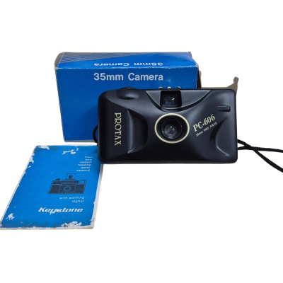 PROTAX 35mm Camera RETRO!