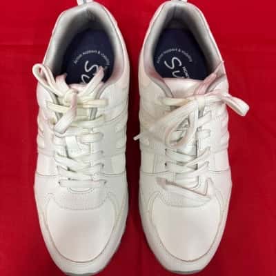 Homyped Women’s Superwalk WX Trainer  Size 10C Sneakers White 